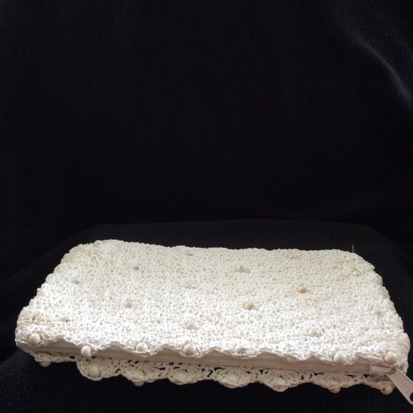 Vintage Ivory clutch crocheted- EUC vintage purse - Picture 5 of 6
